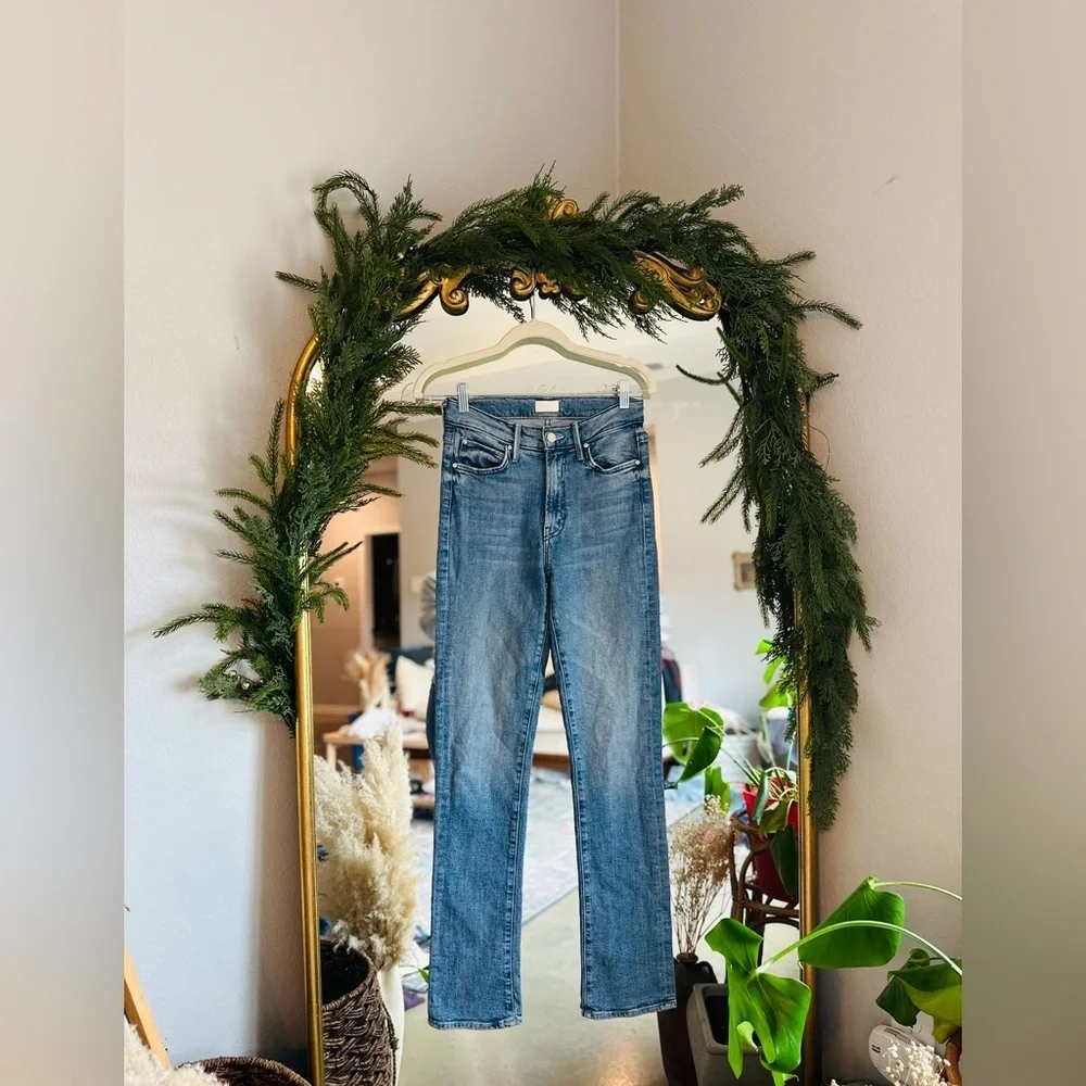 Mother rascal skimp slim straight jeans pink charming size 26